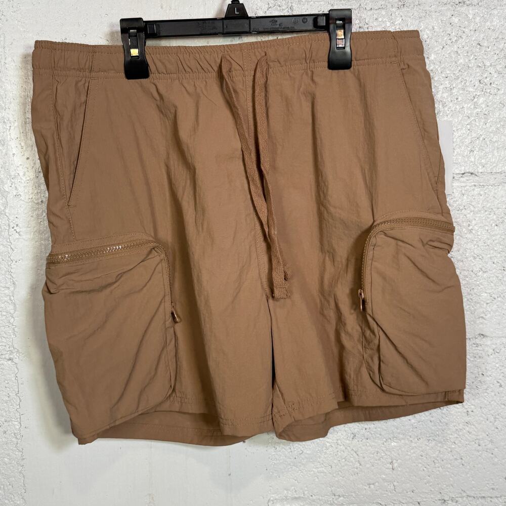 DR Essentials Men's Tan Zip Pocket Cargo Shorts Size large $52